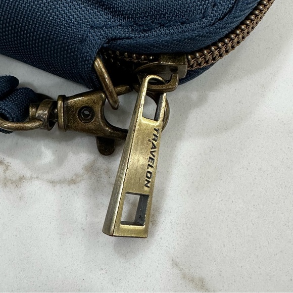 Travelon Anti-Theft RFID Blocking Wristlet Wallet - Navy Blue & Teal - Picture 3 of 10